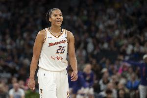 WNBA汗青三双榜：艾莉莎·托马斯21次断档第1 克拉克&约内斯库第3