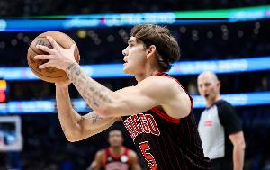 扣篮王脱离NBA？记者：麦克朗正与西班牙球队赫罗纳发展交涉