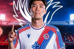 Here we go！罗马诺：27岁富安健洋免签加盟水晶宫 1年后沉返英超