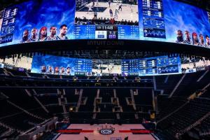 记者：达科电子和多支NBA球队都有合作 这么助快船会让他们怎么想