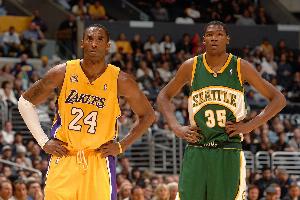 托尼·阿伦：科比是最强得拜别 杜兰特和他难拜别足