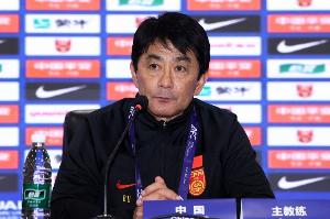 浮嶋敏：中国球员天才不差 从后场成立进攻这方面我们必要提高