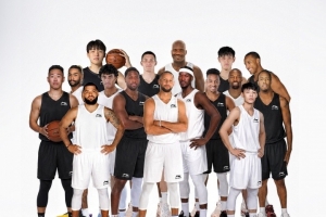 要签姆总？李宁目前旗下的NBA球员：库里领衔 杨瀚森&韦德在列