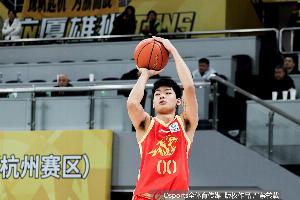 媒体人：广厦球员王欣瑞确定新赛季打NBL 下家应该是克拉玛依翔蓝
