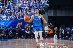 媒体人：方硕租借到NBL长沙勇胜堪称多赢 球员也有机遇阐扬余热