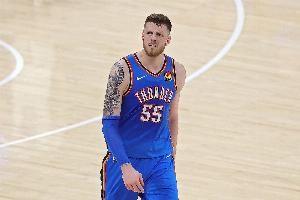 哈滕谈时隔8年沉归国度队：年轻时得在NBA站稳脚跟 去证明自己