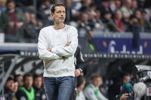 朗斯主帅：很欣喜执教首秀夺冠，有这样的球迷我们能战胜任何敌手