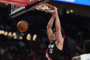 杨瀚森：今年夏天首先在提升投篮 而后越发去适应NBA的节拍