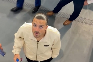卡迪夫球迷喊话格拉利什：永远转会还是租借？格10笑答：还没确定