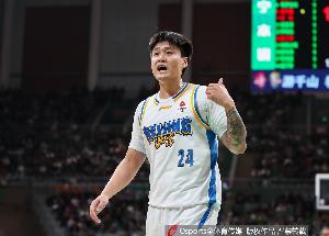 京媒：赵睿追随球队前往雅安备战热身赛 此前他在夏训中出现伤病