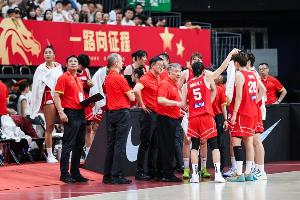中国女篮到达意大利顿时投入训练 但后勤保险欠缺酒店房间有点幼