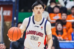 上赛季在昭通场均2.6分！媒体人：孝感男篮预计签约后卫邵炜昀