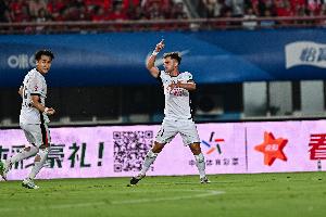 海港与亚冠敌手汗青战绩：对全北现代2胜2平2负，与5支球队无交锋