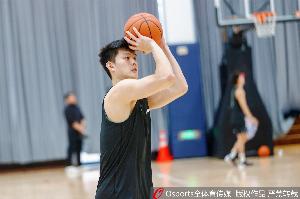 媒体人：前通辽男篮球员孙祥翔 加盟NBL贵州猛龙