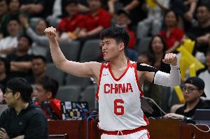 很准。∧欣篣18半场三分21中11 王子超、陈昱休各自射中三个
