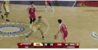 擎天柱！李俊贤陆续内线得手再拿4分 援手球队倔强追赶