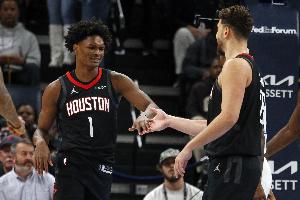 火箭媒体人：阿门三分射中率若上35% 将成NBA前十球员