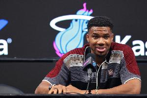 贝弗利：字母哥与雄鹿之间相互有爱 但NBA里没什么始终不变