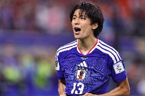 记者：中村敬斗将与里昂签下4年合同，转会费2000万欧元