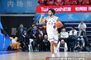 幼尼尔森和76人签下Exhibit 10合同 他的父亲是球队运营副总裁