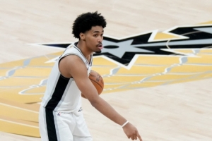 哈珀：我会钻研新秀魔术师得到成功的法门 他既夺冠又拿了FMVP