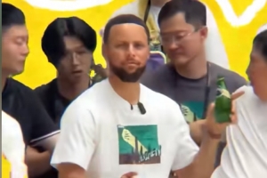 活力四射&始终不累！于嘉：明年中国行 我要给库里做个脾气测试