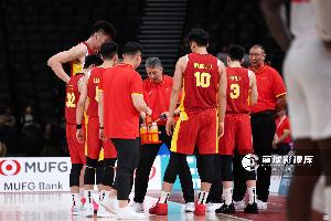 媒体人：男篮少则8个月多则整年无休 不弃取巅峰状态撑不了几年