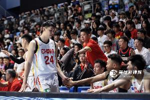 崔永熙：我们在身段匹敌上做得没有对方好 接下来会争取铜牌