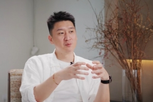 孙悦：昔时闵领导让我多得分 我说体能就这么多 他让陈磊防朱芳雨